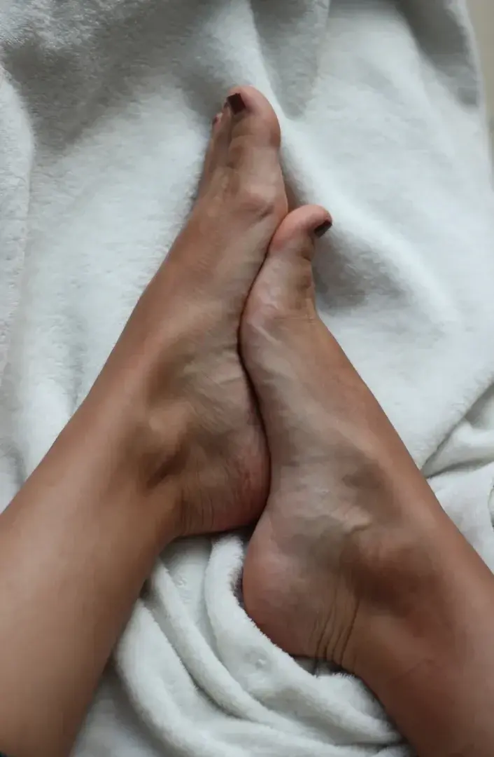 Leak & nude 1 — _ptitspieds_pieds
