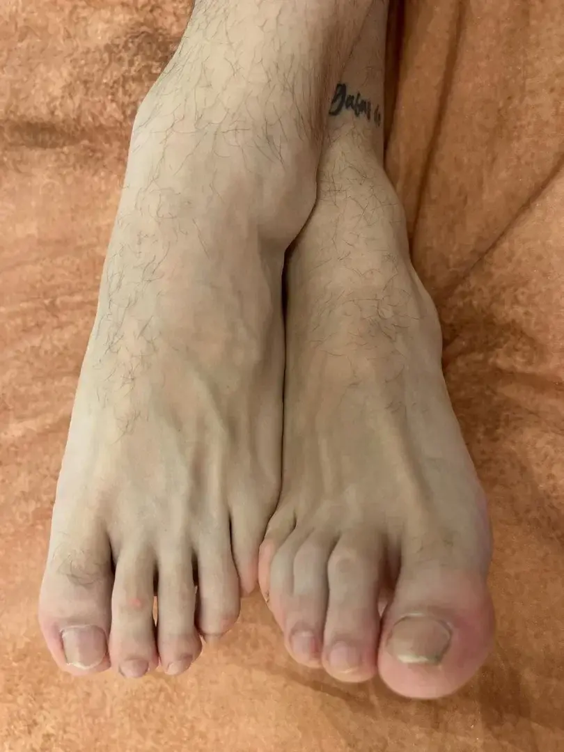 Leak & nude 1 — Footlover90