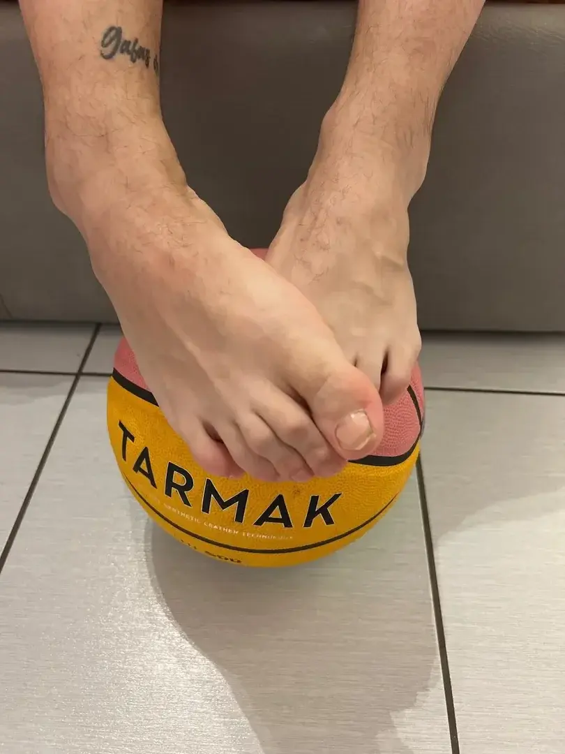 Leak & nude 2 — Footlover90