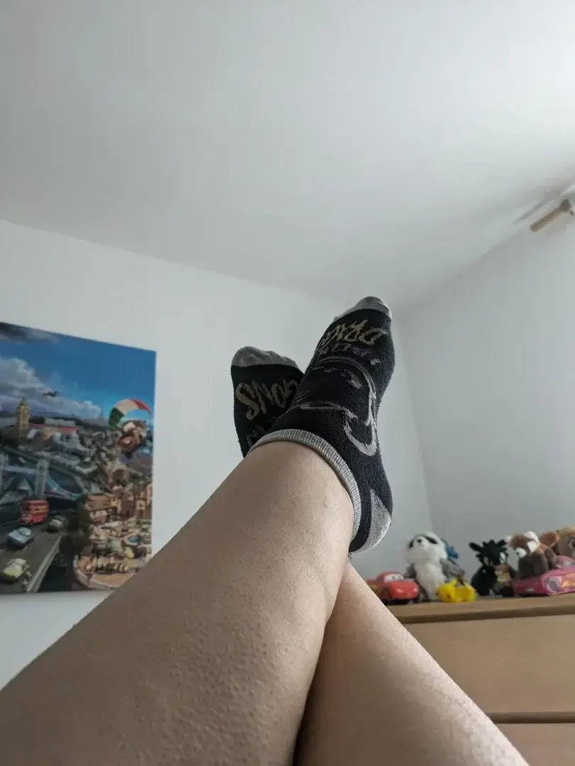 Leak & nude 3 — Lady-sexy-feet
