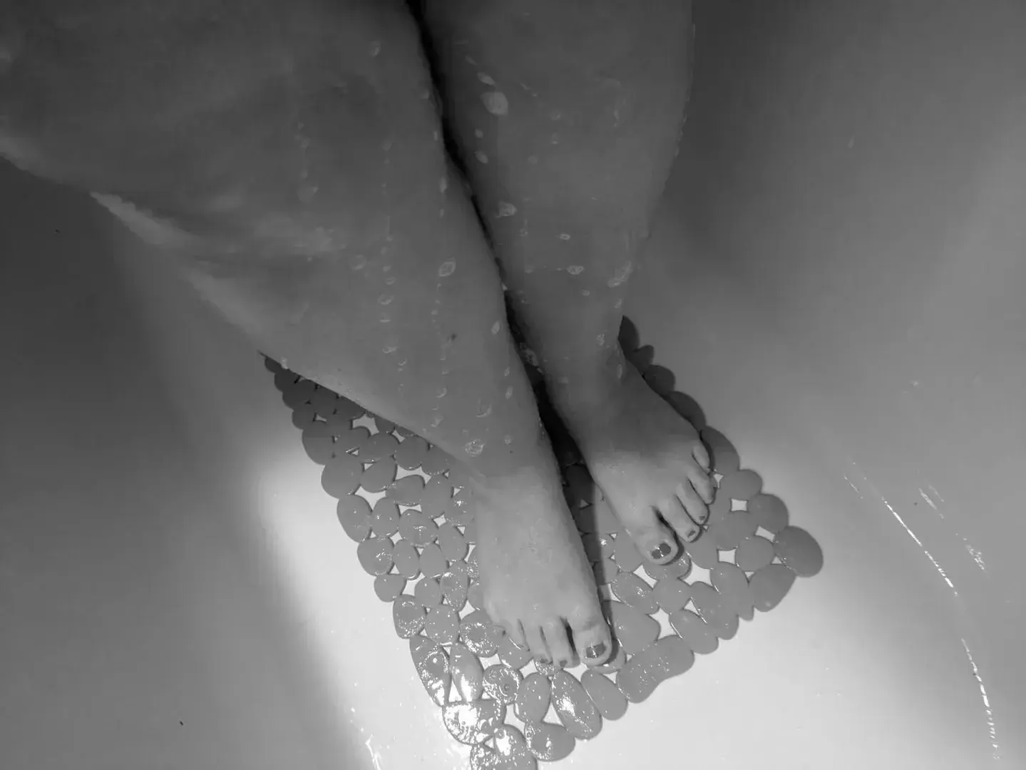 Leak & nude 4 — Lady-sexy-feet
