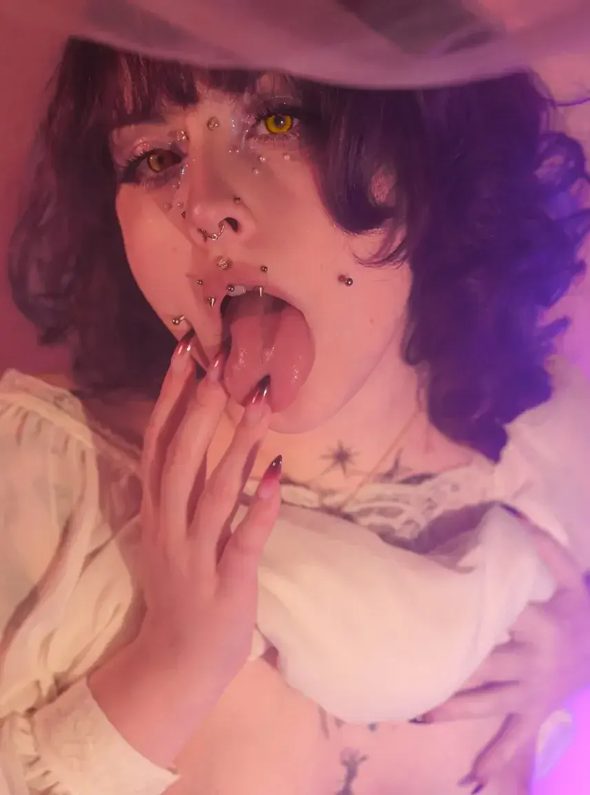 Leak & nude 3 — enamor