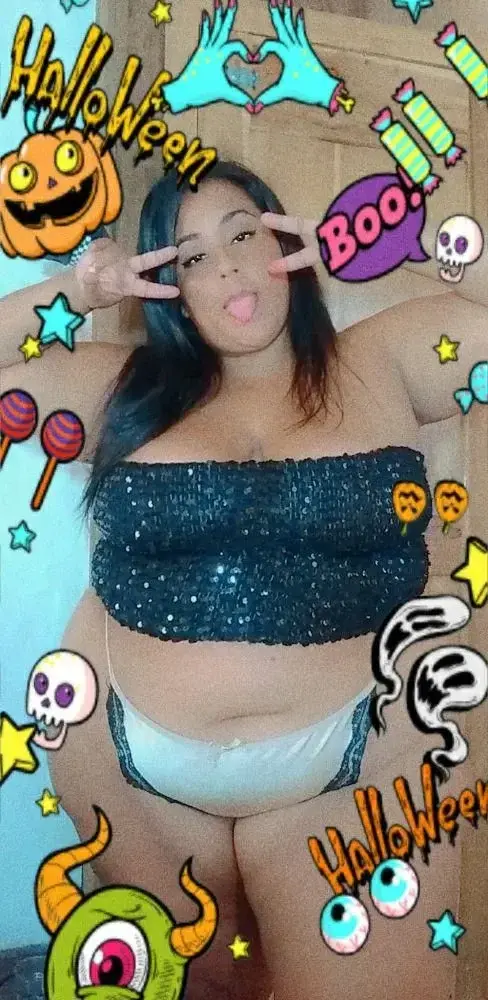 Salut, je viens d'Equateur, je t'attends sur mon profil ☺️🔥😘