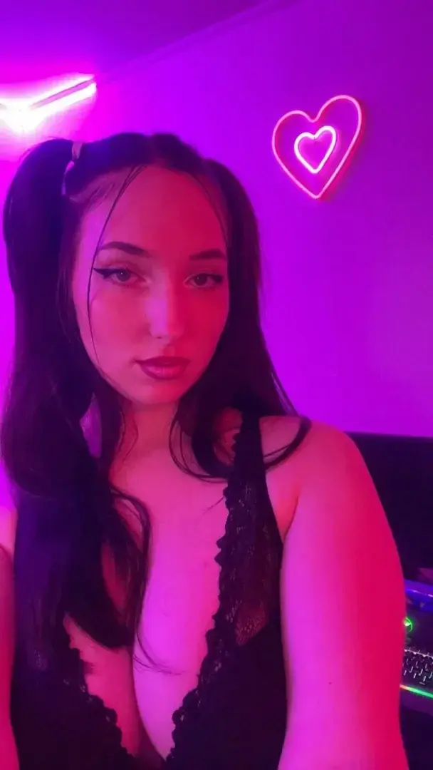 Leak & nude 4 — Kelly_sky