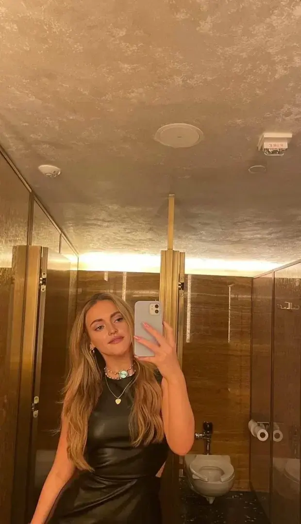 Leak & nude 2 — Clara_mgtt