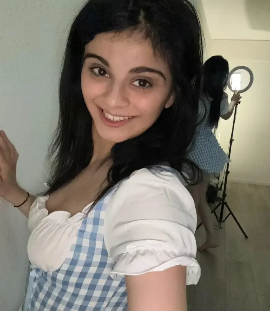 esthergeneve - Photo exclusive MYM 10 | French Modèles