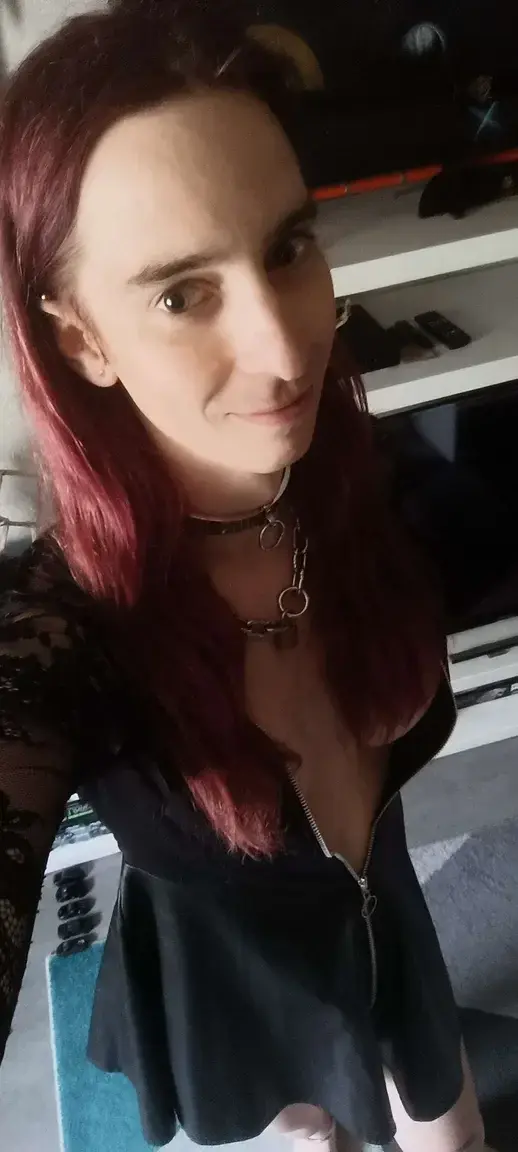 Leak & nude MYM — devilangelika : « média » (MYM)