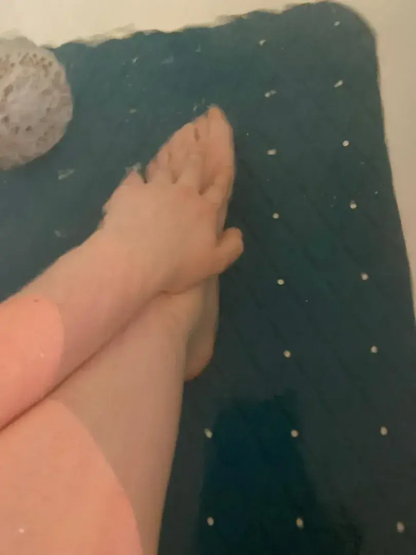 Leak & nude 10 — Fetichiste_girl