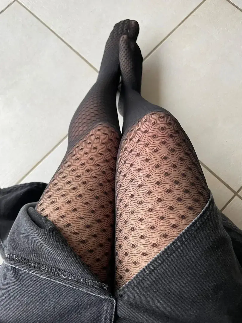 Leak & nude 5 — Angelinademone69