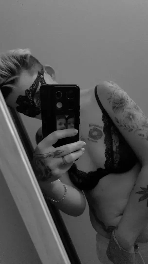 Leak & nude 13 — Lyrawoof