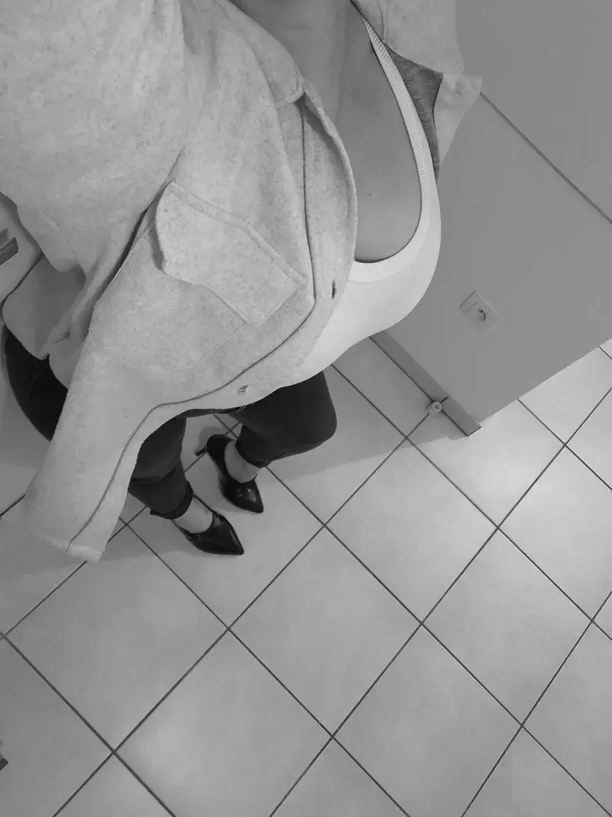 Leak & nude 8 — Xtiteloute