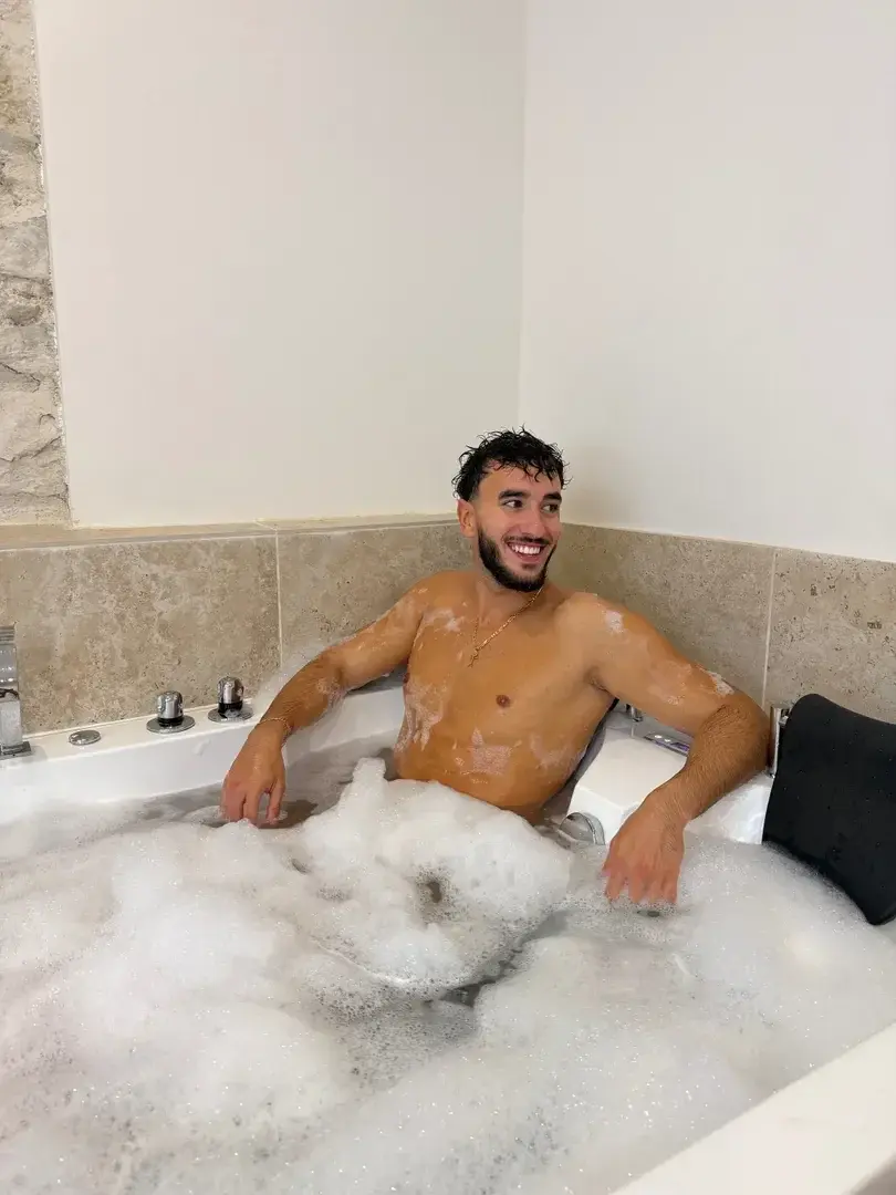 Leak & nude 3 — Patoche_shore