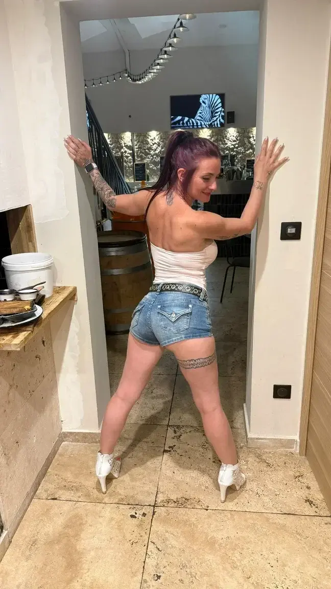 Miss_paola — média 12 | French Modèles