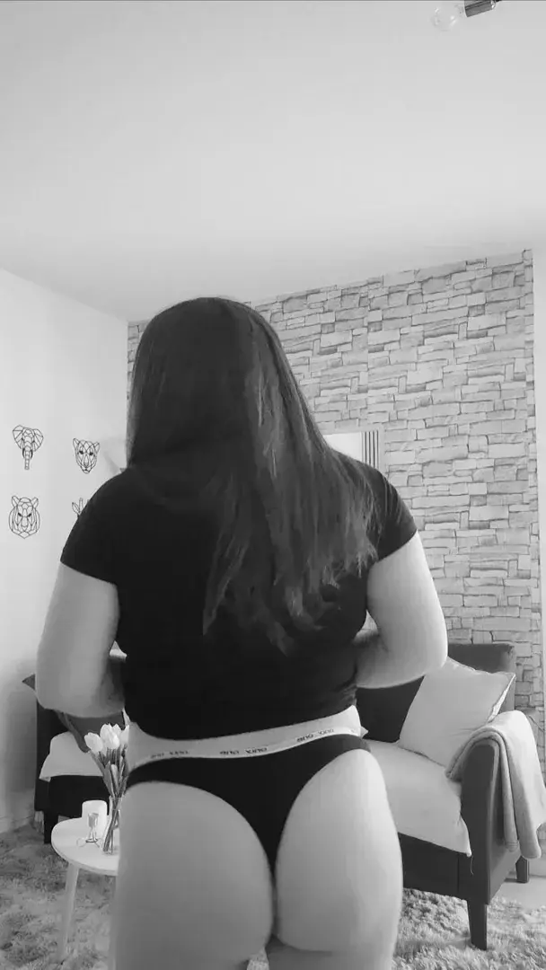 Leak & nude 13 — Valoug