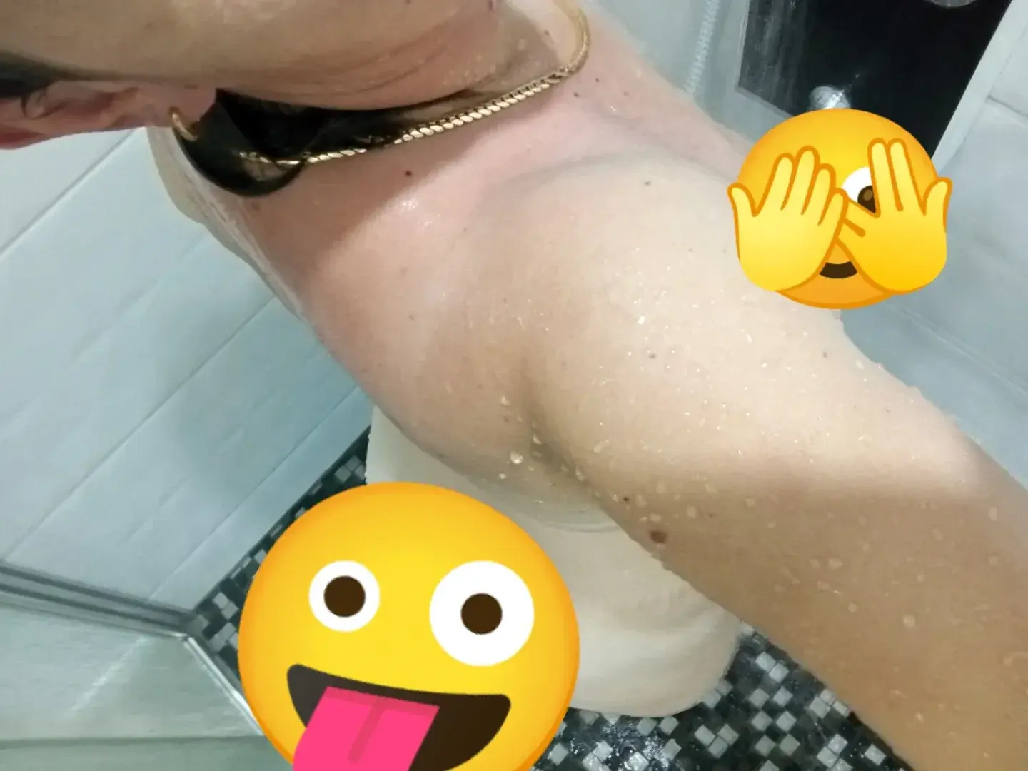 Leak & nude MYM — Sexyshanna58 : « Vien t'abonner avec le code SHANNA80, ton abonnement à -80% 😍 » (MYM)