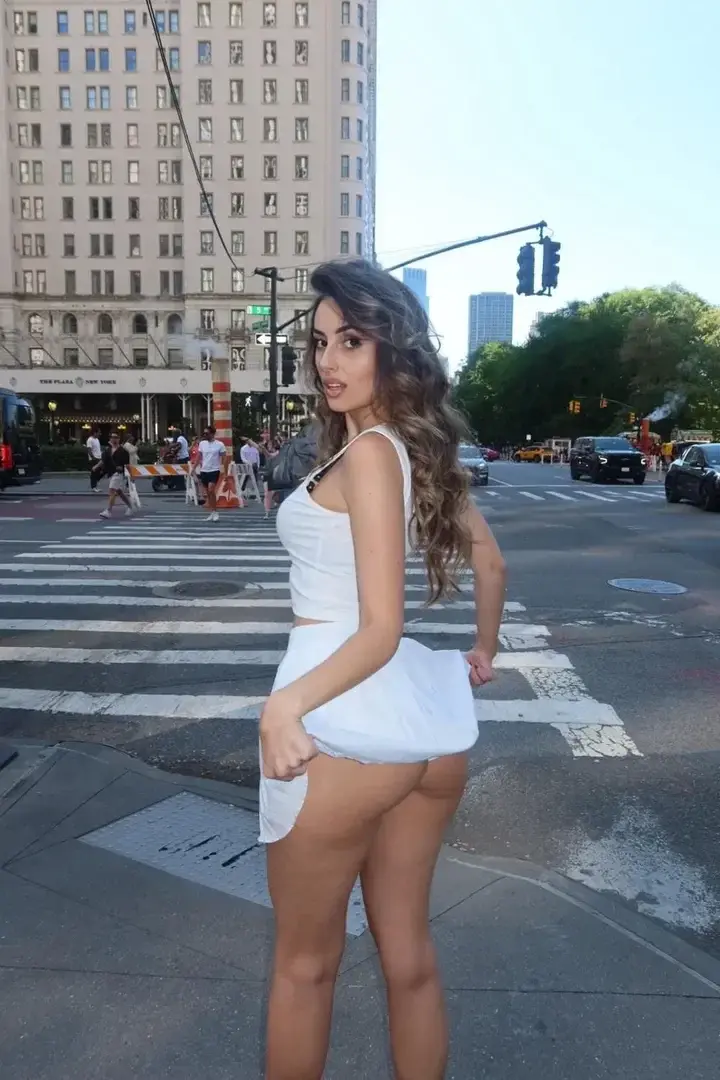 Leak public de Tiffanyana — « description de la photo » (nude) sur MYM