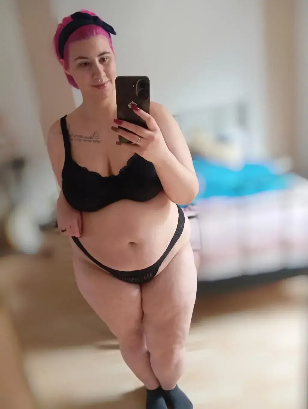 Leak & nude 5 — kleeneszuckerpueppchen