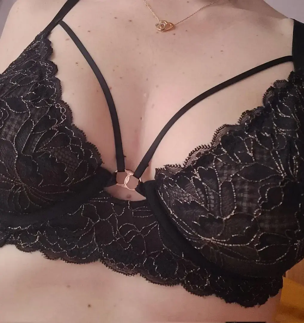 Leak & nude 1 — frenchiebelly