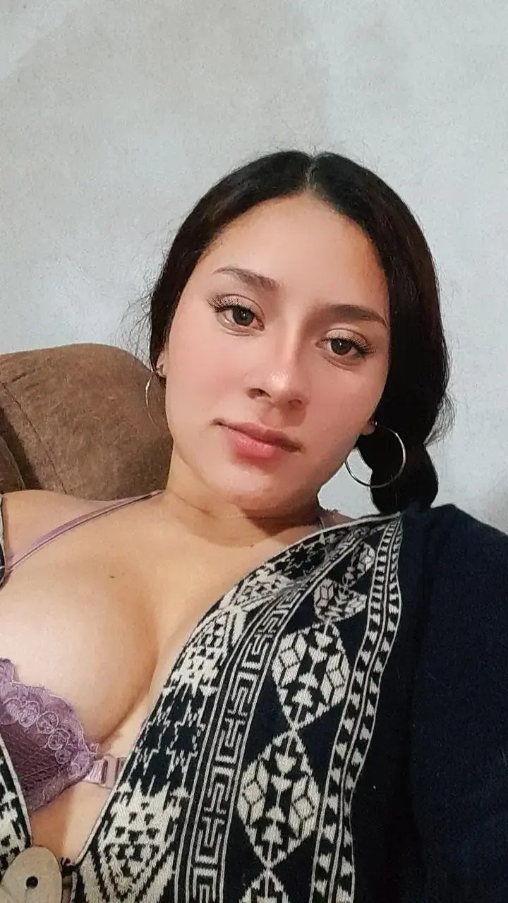 Leak & nude 1 — Kinky_mayra1005