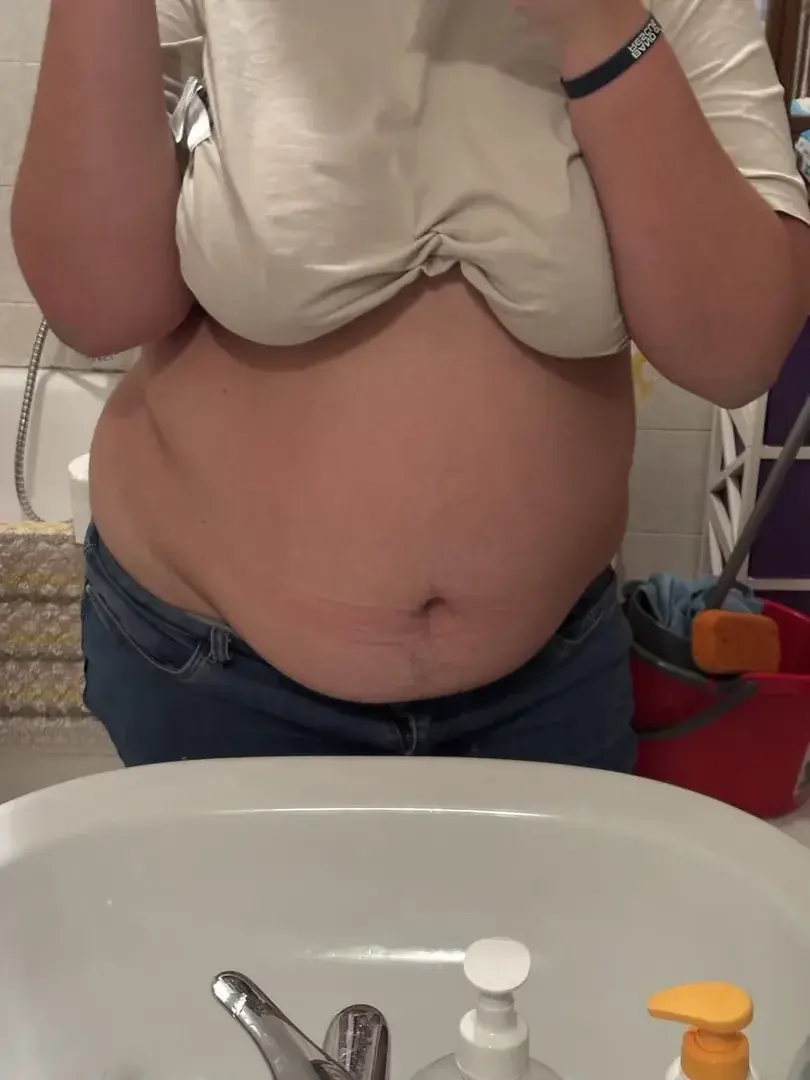 Do you like my belly? Cuz i love it