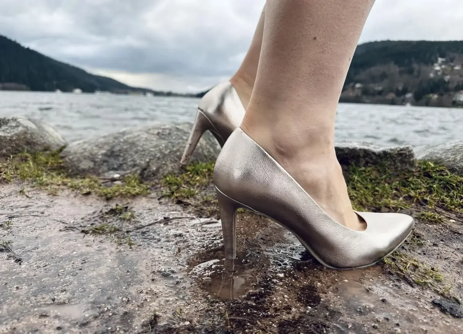 Leak & nude 2 — PiedsATrois