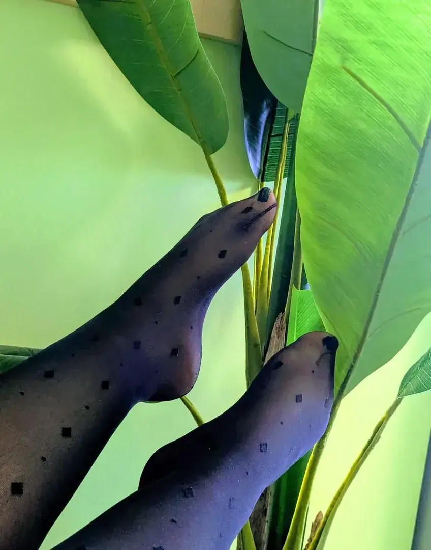 Leak & nude 3 — PiedsATrois
