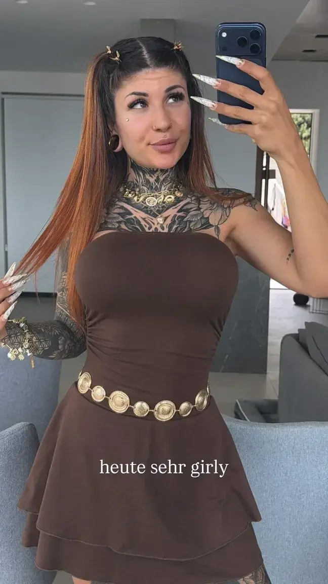 wie gefalle ich dir in nem braven Outfit? 😍❤️