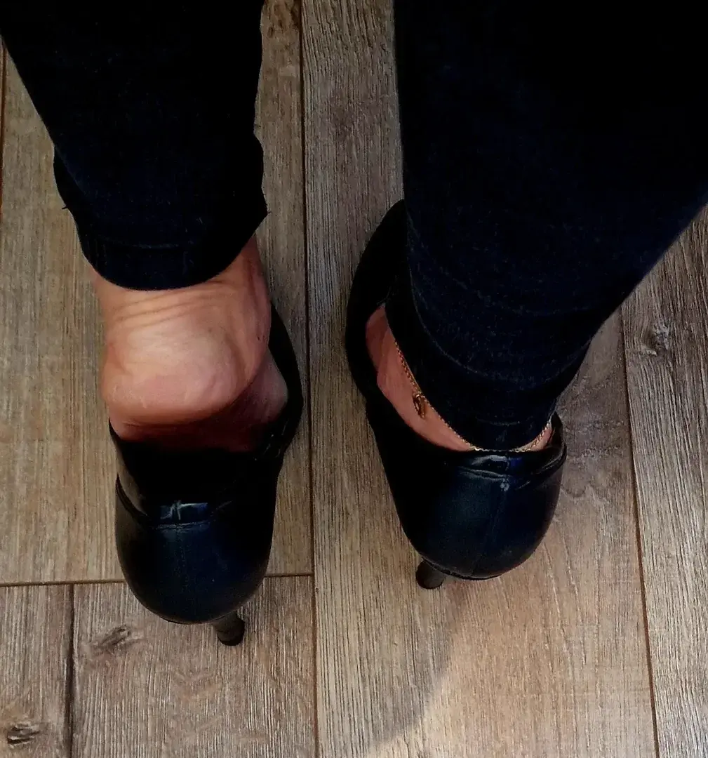 Leak & nude 5 — Pieds-doux38