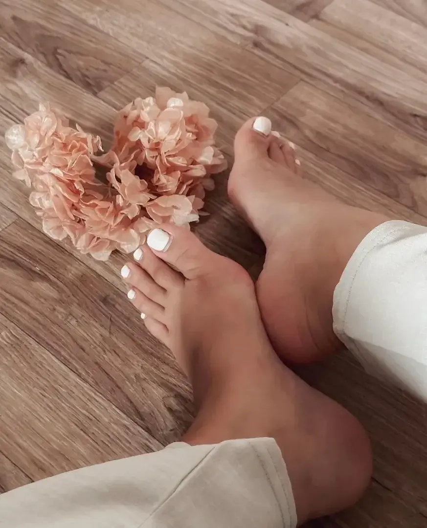 Leak & nude 1 — avenuepetitspetons