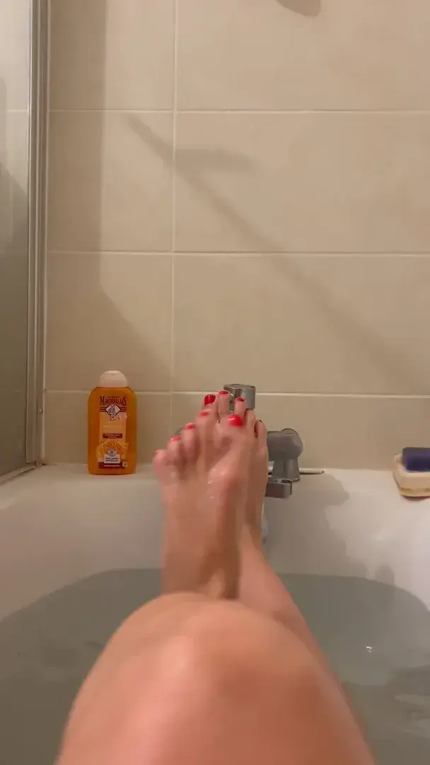 Leak & nude 1 — Selenamagicfeet