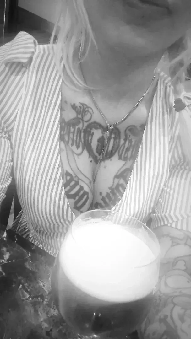 Leak public de Ayumixtrash — « description de la photo » (nude) sur MYM