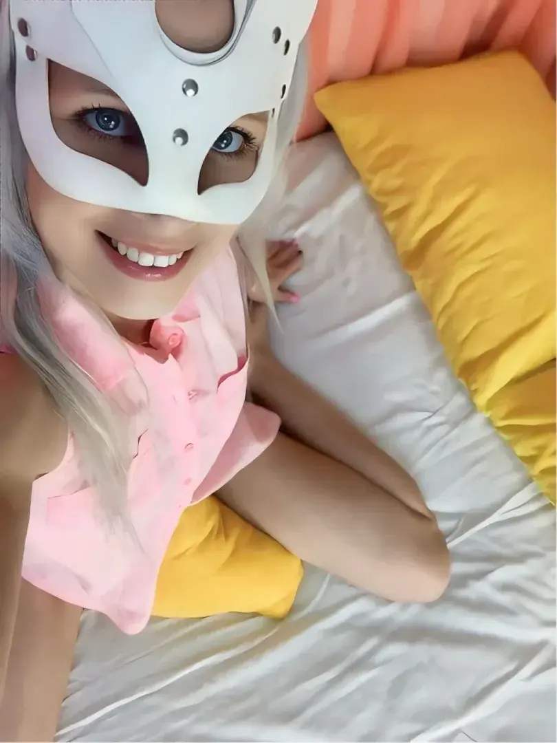 Leak & nude 3 — miamimi