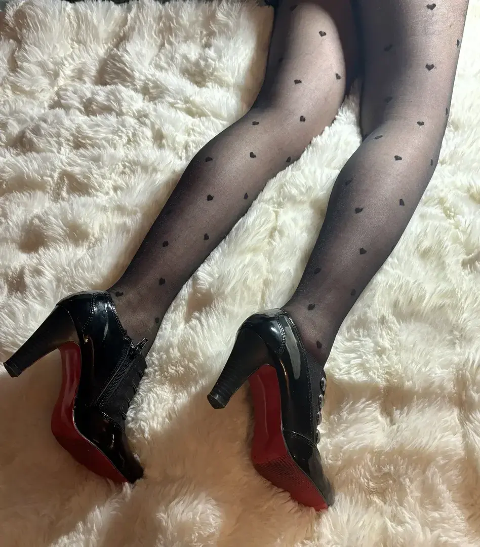 Leak & nude 4 — Littlesensuelfeet