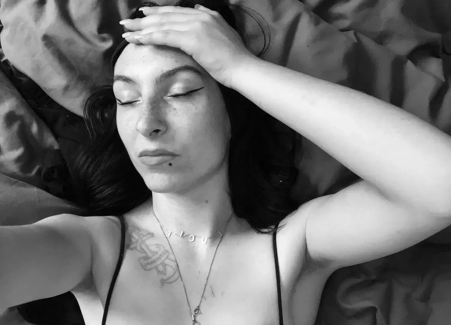 Leak & nude MYM — Madamesexy1 : « média » (MYM)