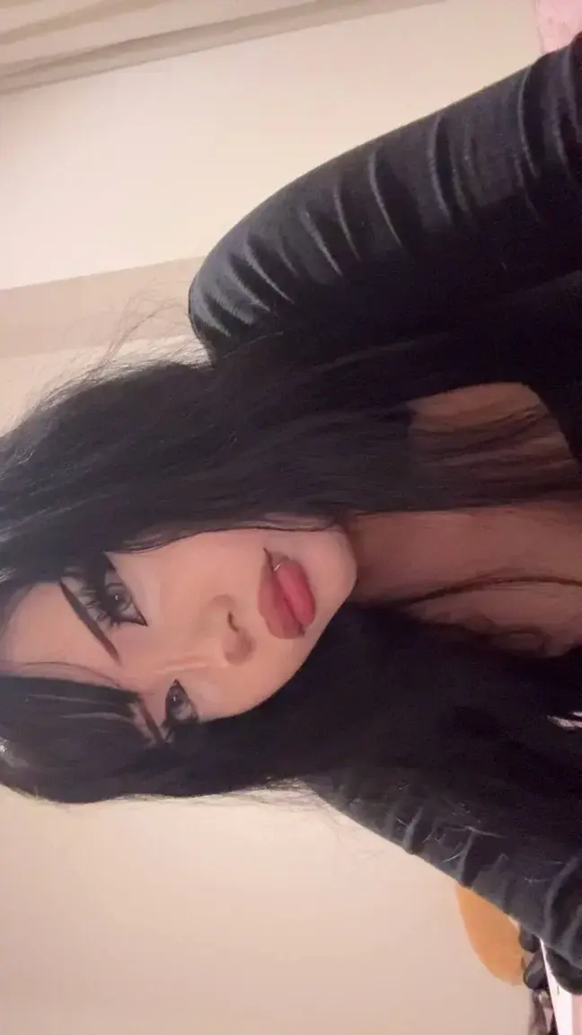Une surprise t'attend avec moi si tu viens me rejoindre. 🥰