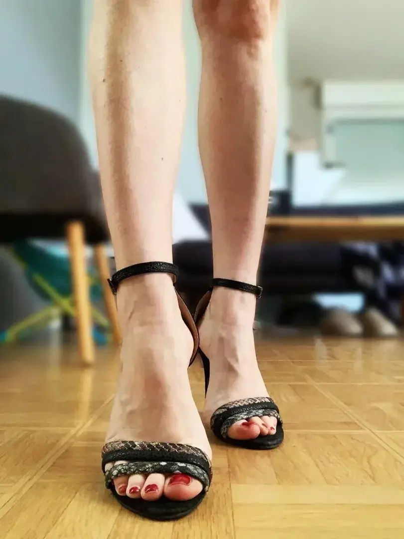 Leak & nude 3 — alison3