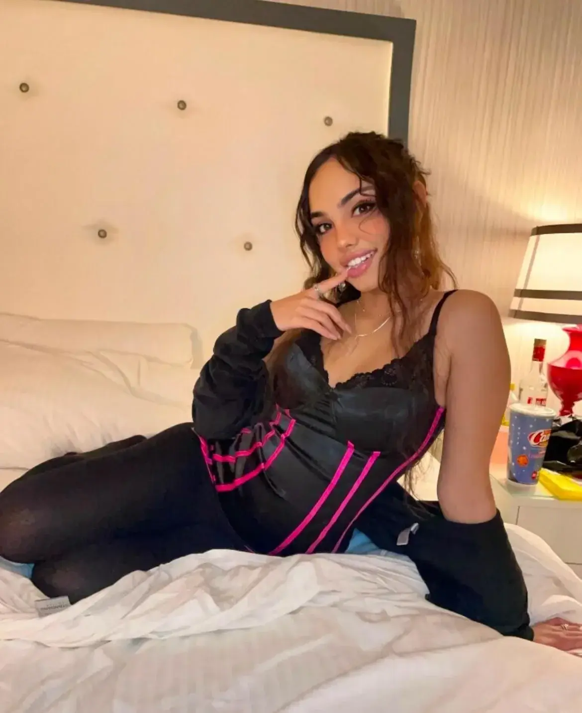 Leak & nude 4 — Linaaa55