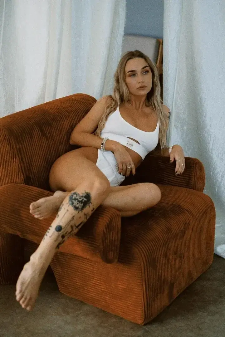 Leak & nude 1 — Nekkkkkkkk