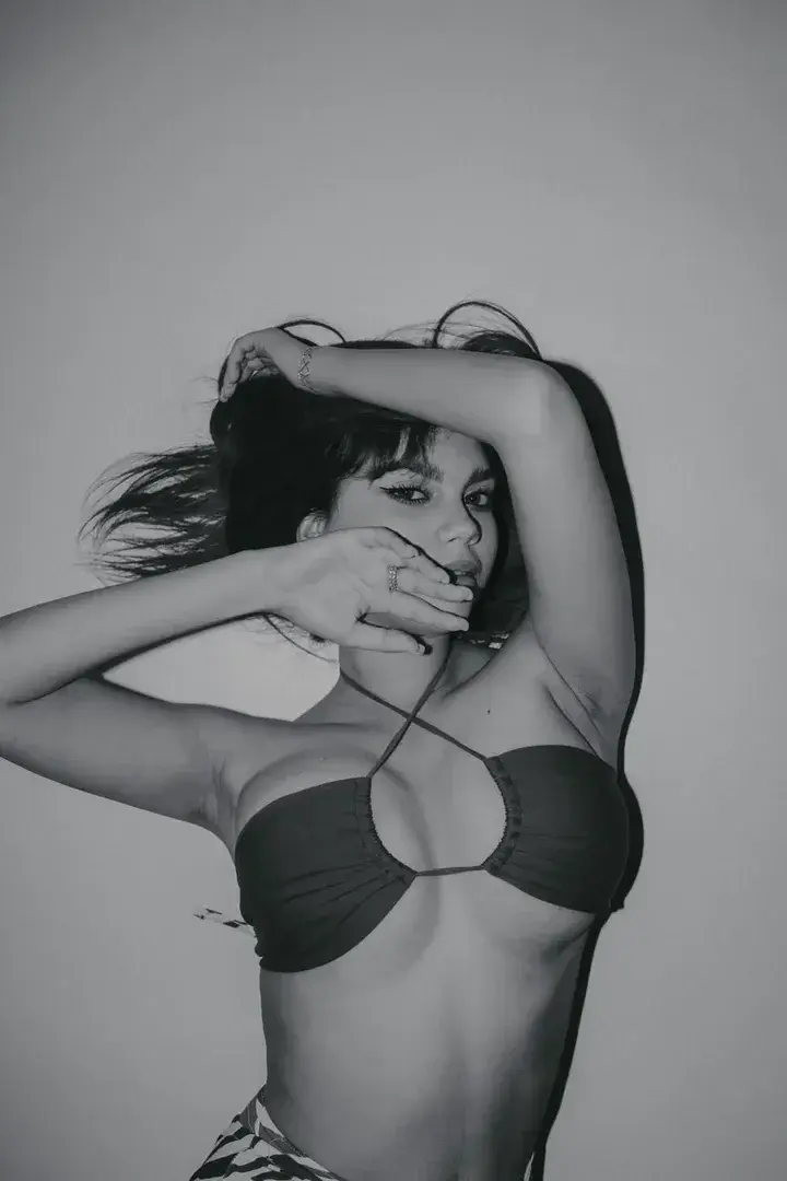 Leak & nude MYM — Anaiszucchini : « média » (MYM)