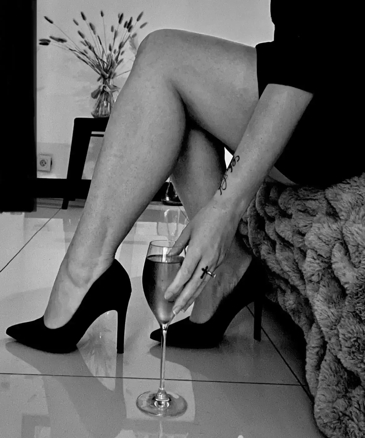 Leak & nude 6 — Love-foot-woman1803