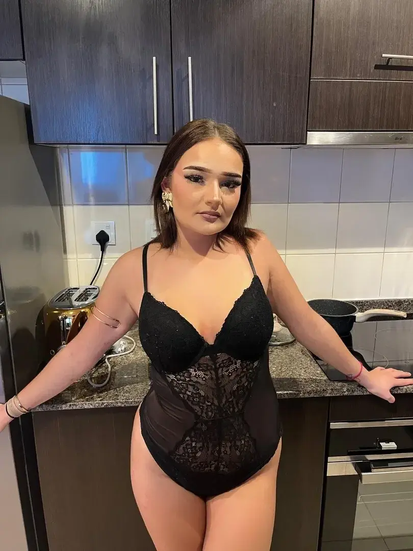 Alors vous en pensez quoi de ma nouvelle lingerie ? 😈