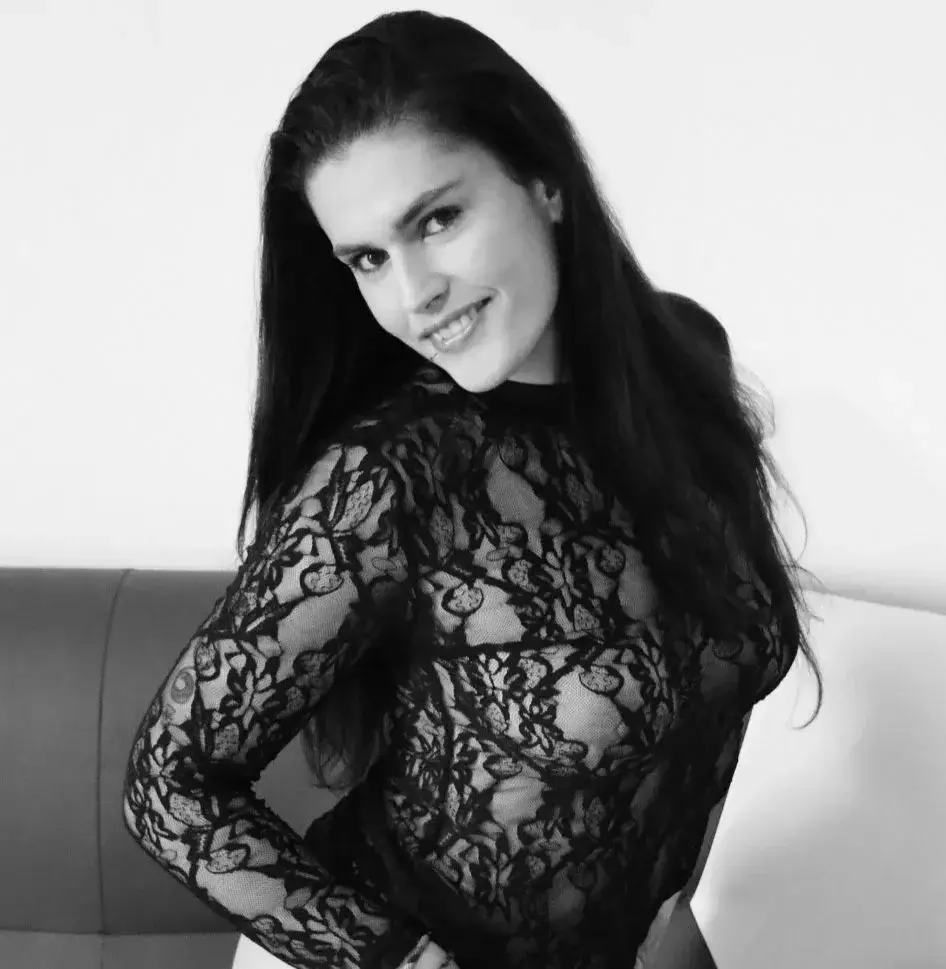 Elisexy — média 10 | French Modèles