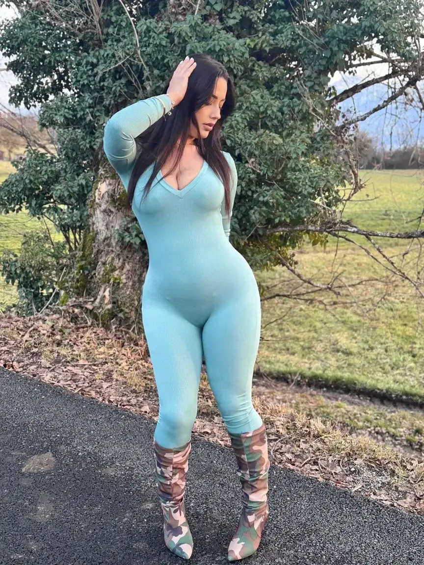 Mon Clyde doit savoir soutenir le regard… sans trembler 👀