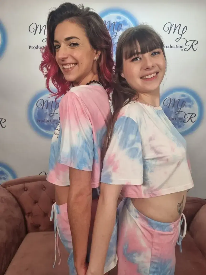 Lunarival - Photo exclusive MYM 3 | French Modèles