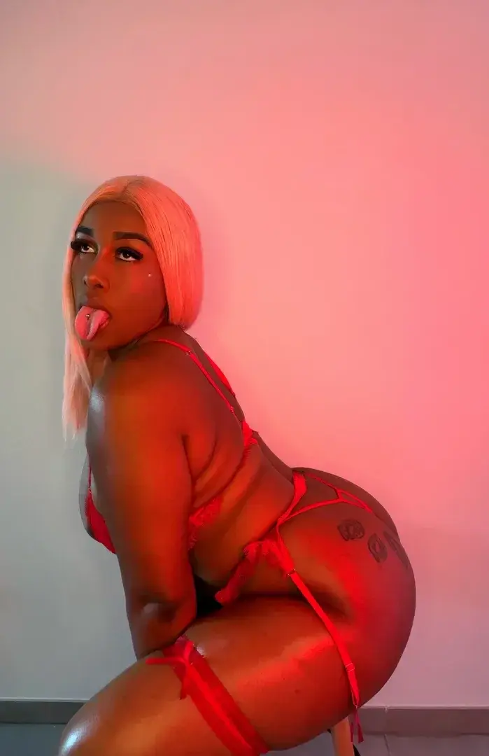 Photo de profil de Curvy_lee