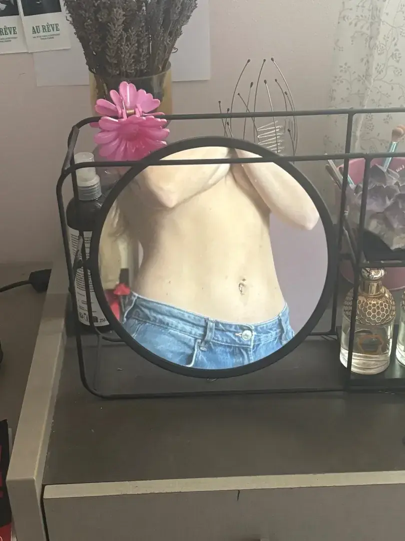 Leak & nude 3 — Claireprivate