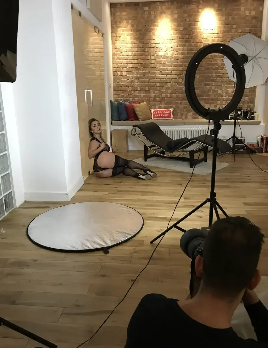 Leak & nude MYM — Lizadelsierra : « 🎁 ABO 0€ 🎁 » (MYM)