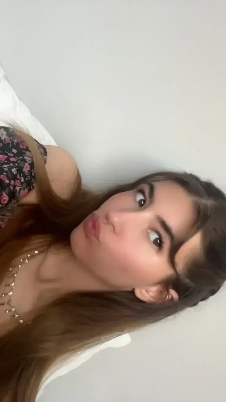 Leak & nude 6 — Feelenaa