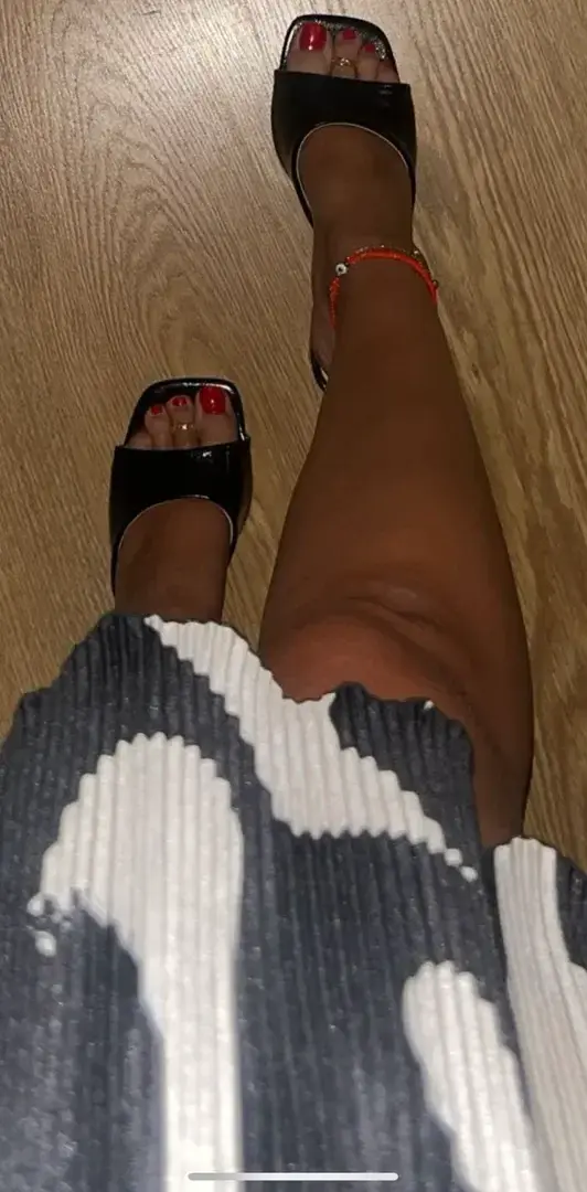 Leak & nude 4 — Feetlove57