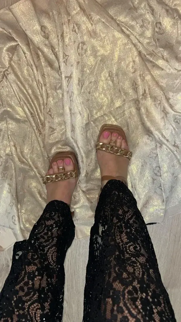 Leak & nude 5 — Feetlove57